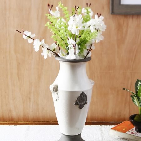 vase